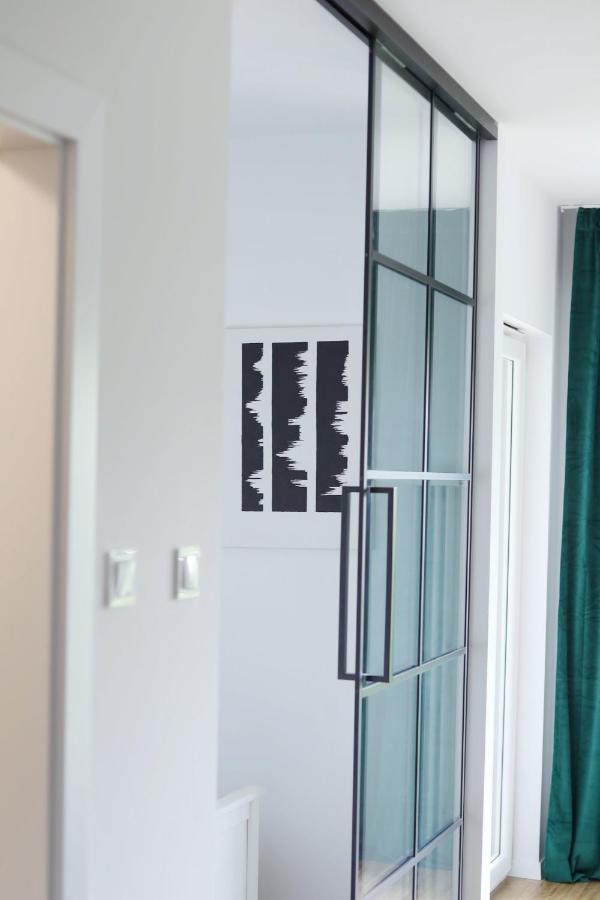 Capital Towers - Apartament Modern Z Widokiem Na Rzeke Rzeszow Luaran gambar