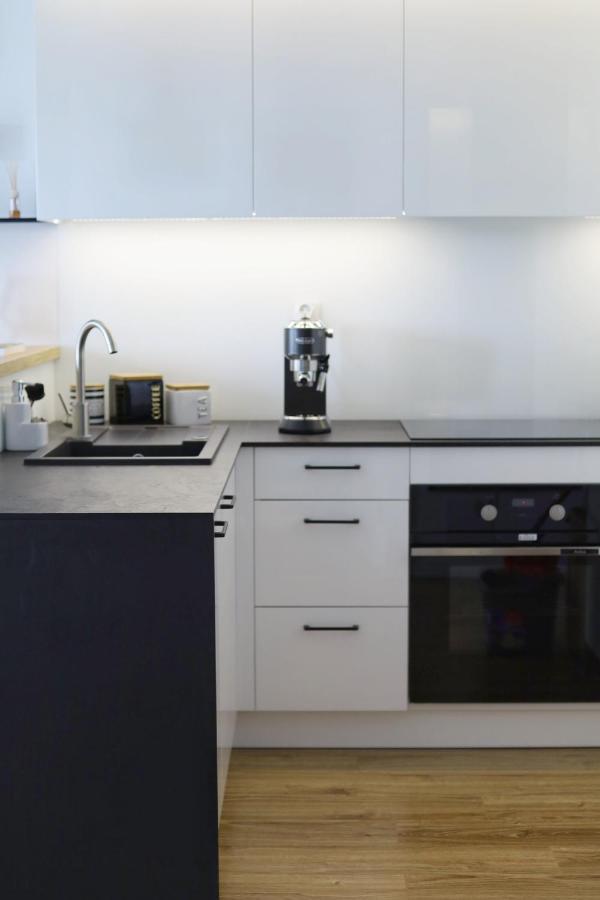 Capital Towers - Apartament Modern Z Widokiem Na Rzeke Rzeszow Luaran gambar
